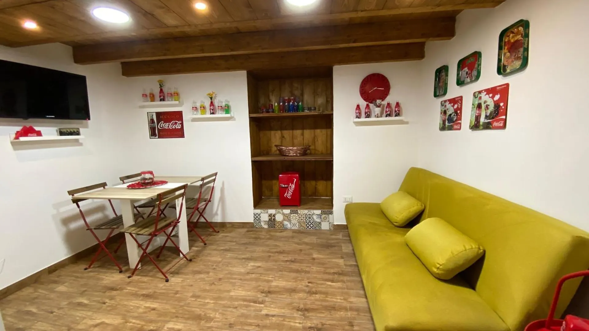 Annare Apartment Naples 0*,  Italy
